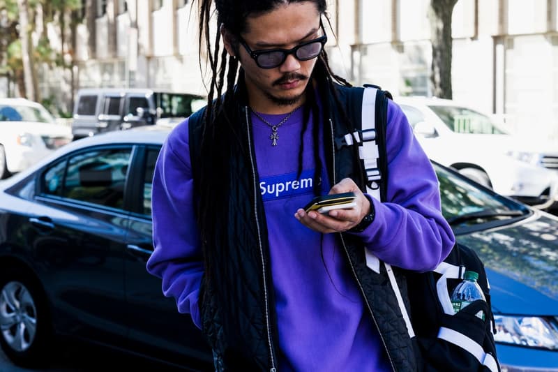 Supreme のブルックリン店オープンに駆けつけたファンたちをストリートスナップ 2010年代のイーストコーストヒップホップを代表するFlatbush Zombiesも様子を伺いにゲリラ来店