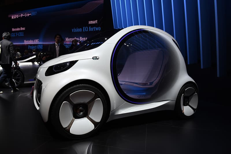 東京モーターショー2017 出展各メーカーの注目車両を一挙ご紹介 終日取材が絶えなかった東京五輪導入予定の「TOYOTA」製新型タクシー&バスを筆頭に自動車産業の未来を感じさせる各社のコンセプトモデルをフォトセット形式でお届け トヨタ Nissan 日産 三菱 MITSUBISHI BMW Benz Volkswagen フォルクスワーゲン Mercedes-Benz メルセデス・ベンツ Honda ホンダ コンセプトカー 東京オリンピック