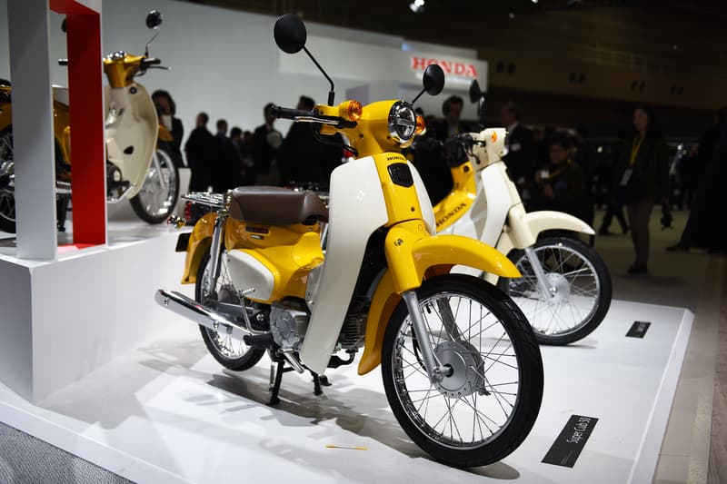 東京モーターショー2017 出展各メーカーの注目車両を一挙ご紹介 終日取材が絶えなかった東京五輪導入予定の「TOYOTA」製新型タクシー&バスを筆頭に自動車産業の未来を感じさせる各社のコンセプトモデルをフォトセット形式でお届け トヨタ Nissan 日産 三菱 MITSUBISHI BMW Benz Volkswagen フォルクスワーゲン Mercedes-Benz メルセデス・ベンツ Honda ホンダ コンセプトカー 東京オリンピック