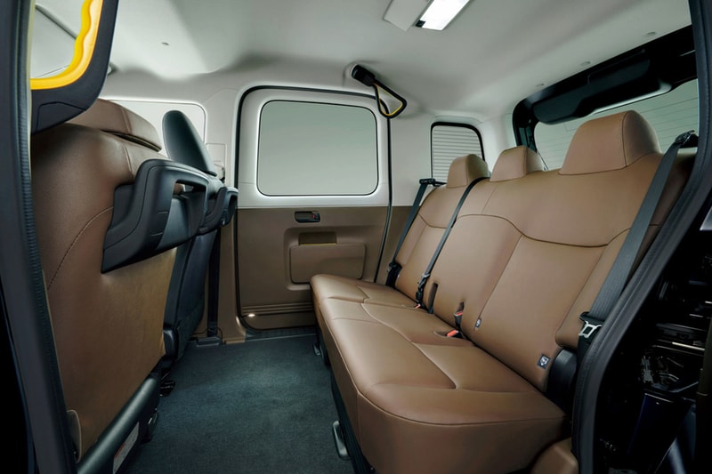 TOYOTA より“おもてなしの心”を注いだ次世代タクシー車両 JPN TAXI が発表 2020年東京五輪にはこんなオシャレなタクシーが都内を駆け回ることに