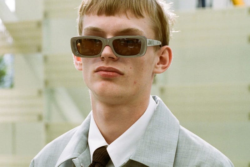 素材/縫製/形を追求した TTT_MSW の2018年春夏コレクションルックブック