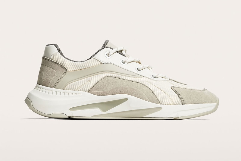 ZARA より YEEZY Wave Runner 700 にそっくりな新作フットウェアが登場 ザラ