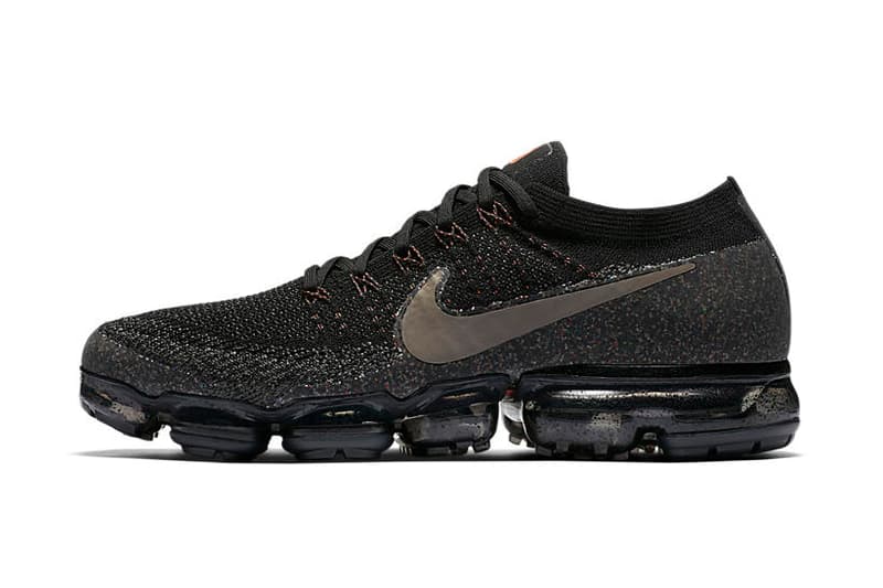 Nike Air VaporMax からブラックに細部のクリムゾンがアクセントを効かせる最新作が登場 ナイキ ヴェイパー マックス クリムゾン 新作 ブラック ダークマッシュルーム