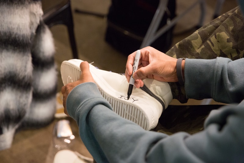 Farfetch がロンドンで The Shoe Surgeon の特別イベントを開催