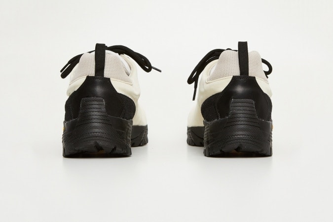 ALYX より2018年春に向け高級感のあるハイキングブーツ4足が登場 アリクス ハイキング vibram　ソール レザー　ホワイト ブラック ハイプビースト