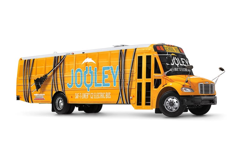 Daimler と老舗バスメーカー Thomas による全電気スクールバス“SAF-T-Liner C2 Jouley”が2019年から導入に