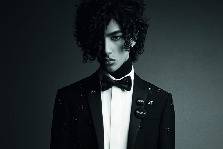 Dior Homme よりリュクスな佇まいに身を包んだカプセルコレクション “Black Carpet” が到着