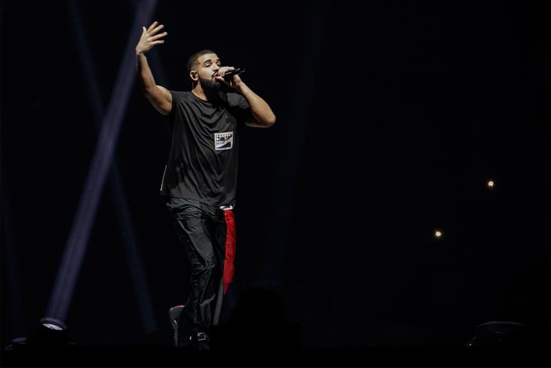 Drake の Boy Meets World Tour オセアニア編は Prada が全衣装を提供 プラダ ドレイク ツアーイタリアの老舗メゾンが完全一点モノのエクスクルーシブ衣装を製作していたという超VIP待遇が判明 Drizzy