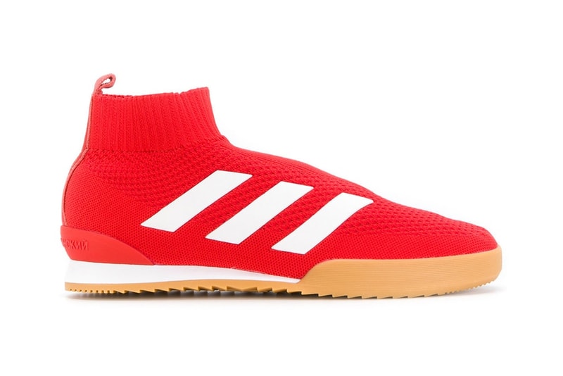 ファン待望の一足 Gosha Rubchinskiy x adidas Football Ace 16+ SUPER が遂に発売 アディダス フットボール ゴーシャ ラブチンスキー ハイプビースト hypebeast 靴下 ソックス フィット ミニマル ブラック ホワイト レッド スリーストライプス 三本線