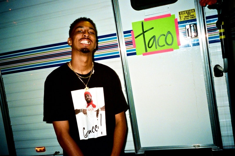 タイラー・ザ・クリエイター主催のフェスCamp Flog Gnaw Carnivalを訪れたセレブリティたちをスナップ　