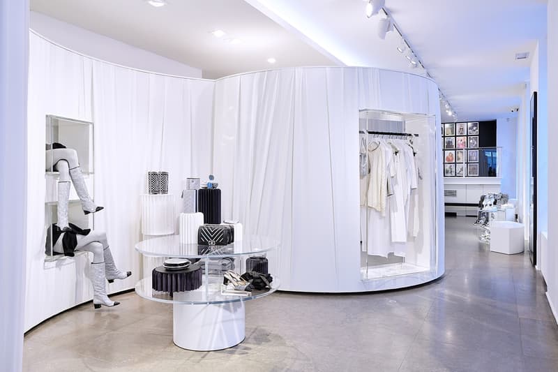 年内で閉店する colette にてスタートした CHANEL ポップアップの様子をチェック シャネル コレット