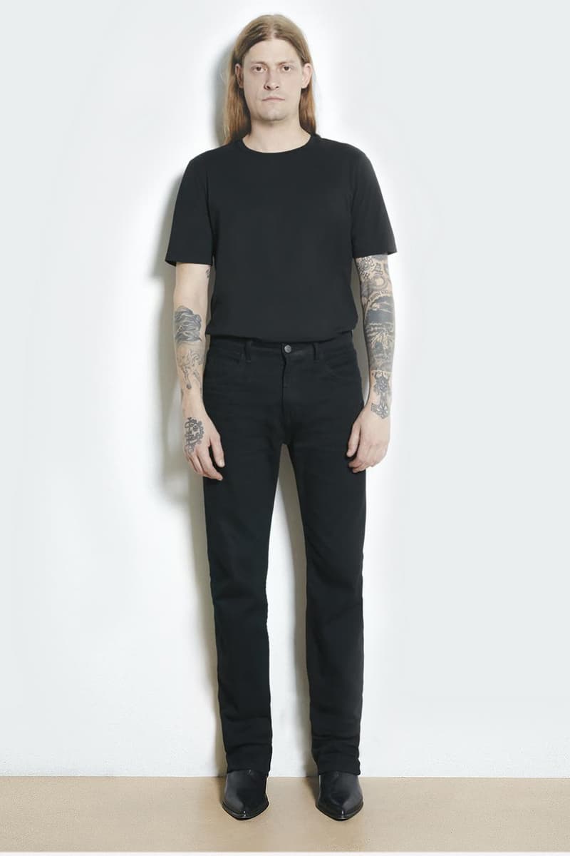 モードブームの再起をかけた Helmut Lang による 2018年リゾートコレクションが到着 苦渋を味わったランウェイからわずか3ヶ月で、モードとストリートの融合は成功となったのか？ フーディ ジップパーカ レザージャケット トレンチコート デニムパンツ