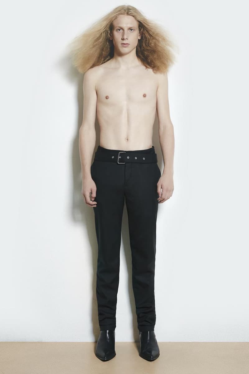 モードブームの再起をかけた Helmut Lang による 2018年リゾートコレクションが到着 苦渋を味わったランウェイからわずか3ヶ月で、モードとストリートの融合は成功となったのか？ フーディ ジップパーカ レザージャケット トレンチコート デニムパンツ