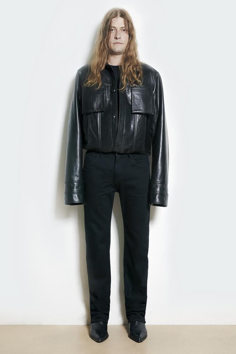 モードブームの再起をかけた Helmut Lang による 2018年リゾートコレクションが到着 苦渋を味わったランウェイからわずか3ヶ月で、モードとストリートの融合は成功となったのか？ フーディ ジップパーカ レザージャケット トレンチコート デニムパンツ