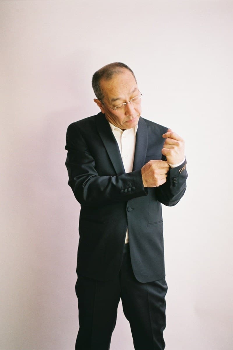 中年男性をモデルとして起用した A Kind of Guise 2017年秋冬コレクションのルックブック