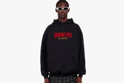 “世界一ホットなブランド”の称号を得た Balenciaga の2018年春夏カプセルコレクション