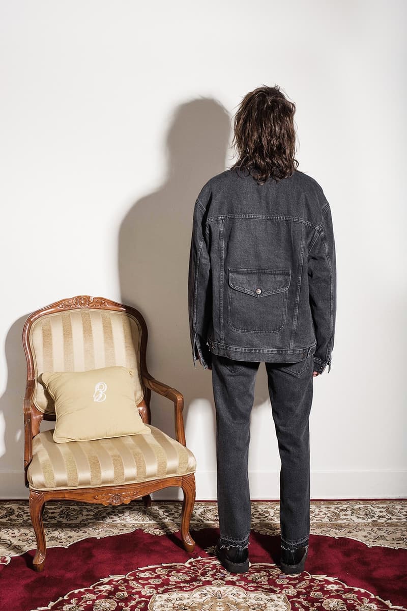 風変わりな80年代ロックスタイルを体現したミッドナイトスタジオ2017年秋冬コレクション 英国パンクバンドをモチーフに〈GUESS〉、〈Hawkers.Co〉とのコラボピースも織り交ぜたルックブック デニムセットアップ ユーティリティポケットベスト サングラス トラックスーツ