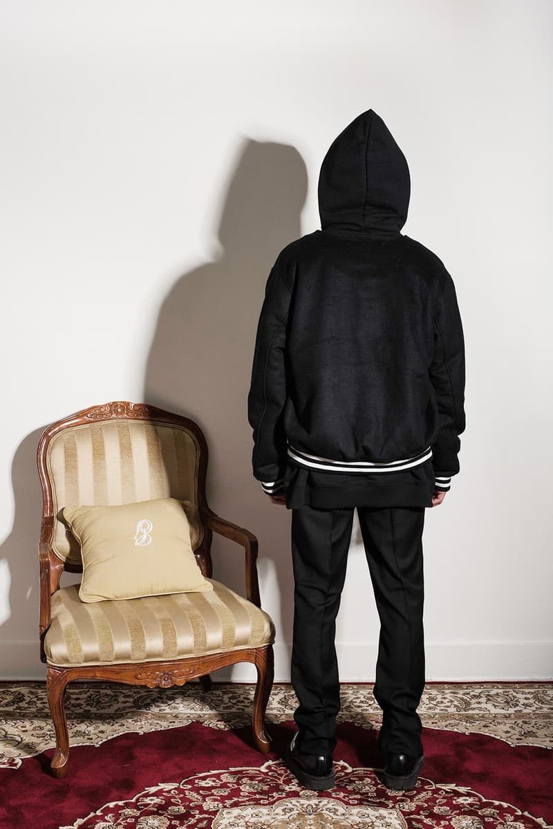 風変わりな80年代ロックスタイルを体現したミッドナイトスタジオ2017年秋冬コレクション 英国パンクバンドをモチーフに〈GUESS〉、〈Hawkers.Co〉とのコラボピースも織り交ぜたルックブック デニムセットアップ ユーティリティポケットベスト サングラス トラックスーツ