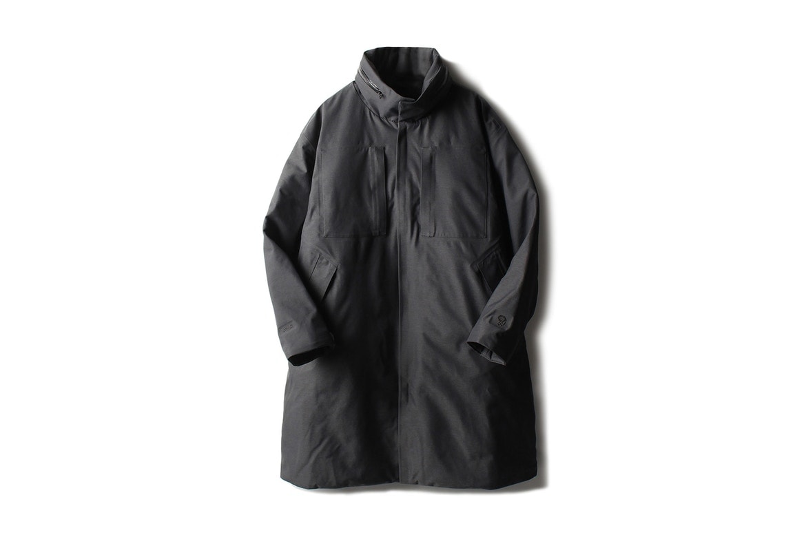 オールブラックを纏った N.HOOLYWOOD x Mountain Hardwear のタッグによるカプセルコレクションが登場