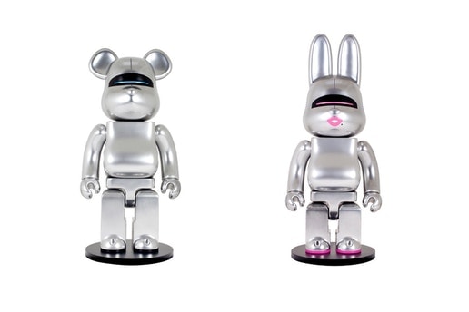 空山基 x MEDICOM TOY によるコレクター垂涎の限定 BE@RBRICK & R@BBRICK が登場