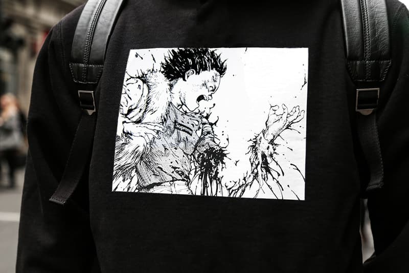 Supreme x『AKIRA』のロンドンローンチの様子をスナップ形式でレポート ネオ東京に染まったイングランドの首都……名物“Supremeおじさん”は何を買った？ アキラ シュプリーム  M-51（モッズコート）をはじめ アウター ジップアップブルゾン ジャンプスーツ フーディ S/S & L/S Tシャツ キャップ
