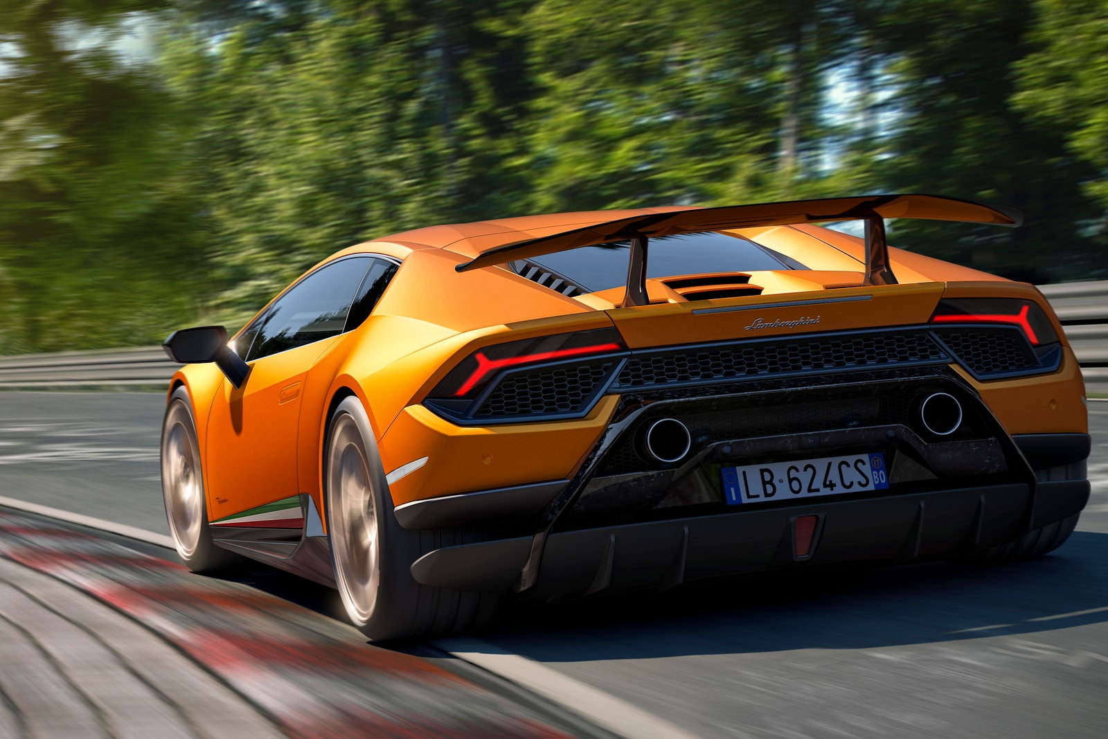 Interviews：CEOのステファノ・ドメニカリが語る Lamborghini の未来