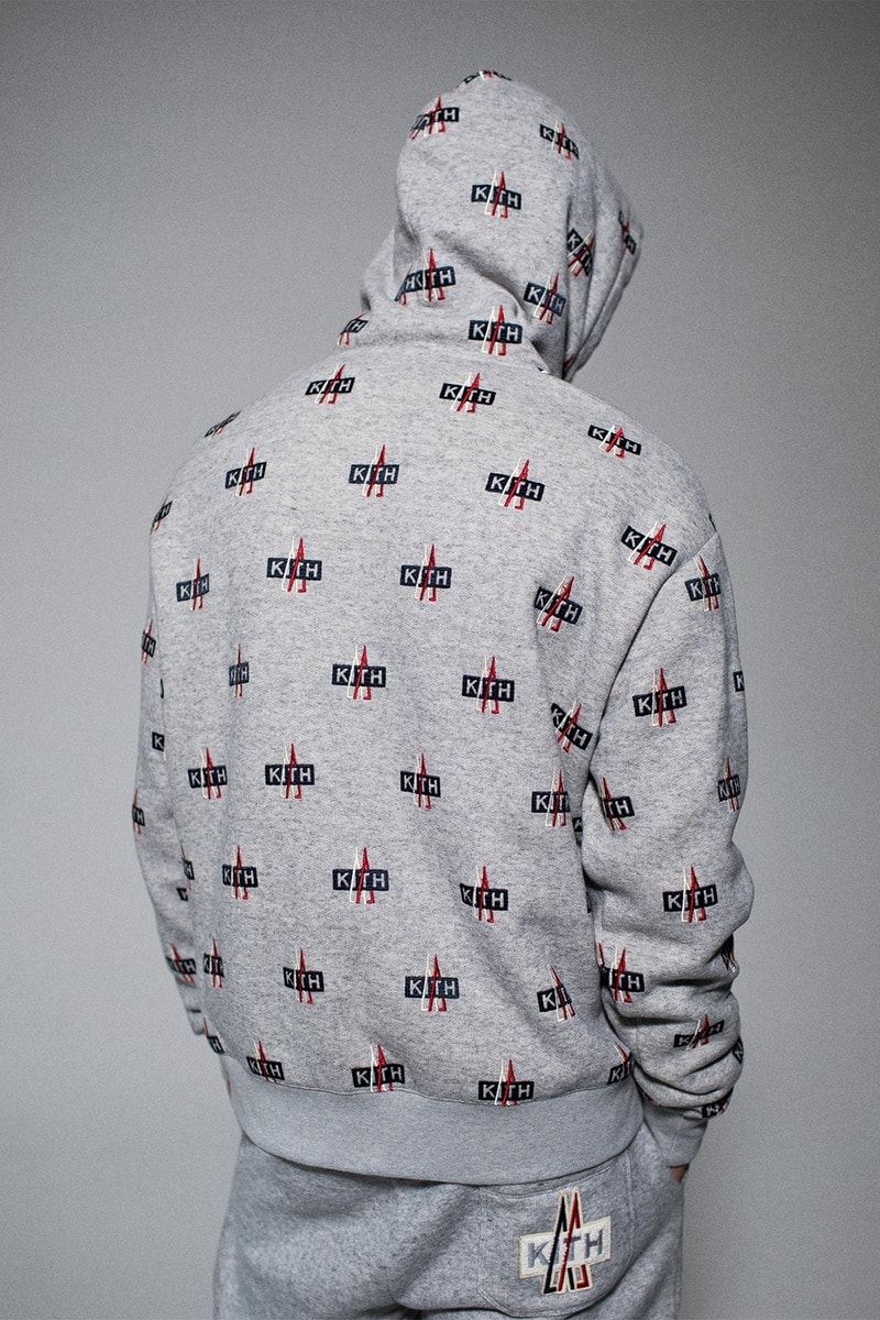 トリコロールカラーを基調とした KITH x Moncler 2017年秋冬コレクションをチェック 〈ASICS〉とのコラボフットウェア“GEL-Lyte Ⅲ”が3つのカラーウェイで登場  ダウンジャケット フーディ キルティングパンツ マウンテンブーツ バックパック スニーカー ASICS アシックス GEL-Lyte Ⅲ