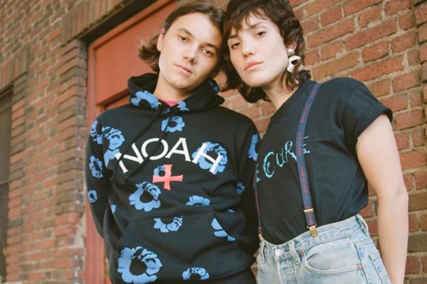 UPDATE:Noah が伝説的ロックバンド The Cure をフィーチャーしたコレクションを発売