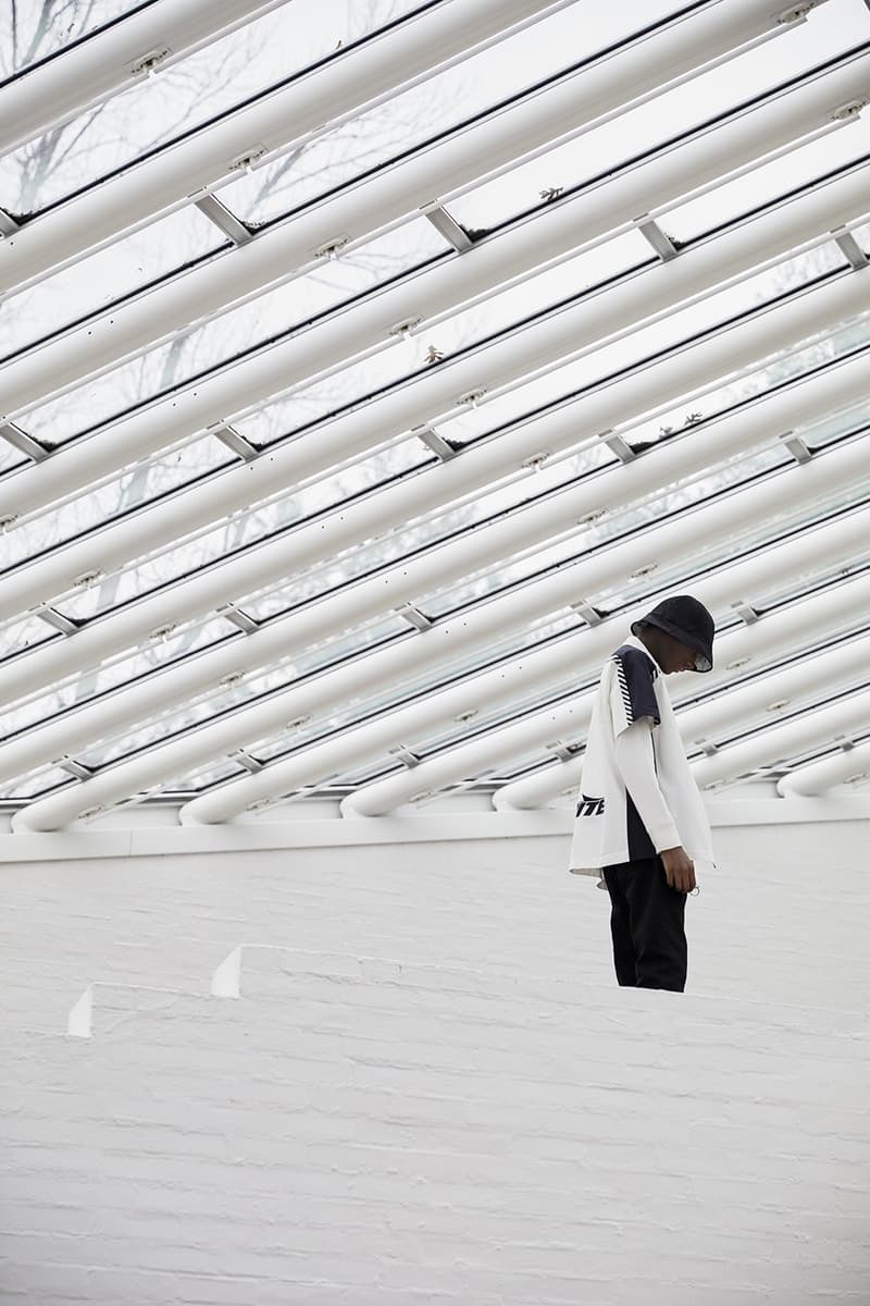 Off-White™ が得意の引用符モチーフとインダストリアルタグを全面に取り入れた2018年プレフォールコレクションを発表 ストライプサンダルやテーラードの提案などでも幅を見せるヴァージルの新たなクリエイション