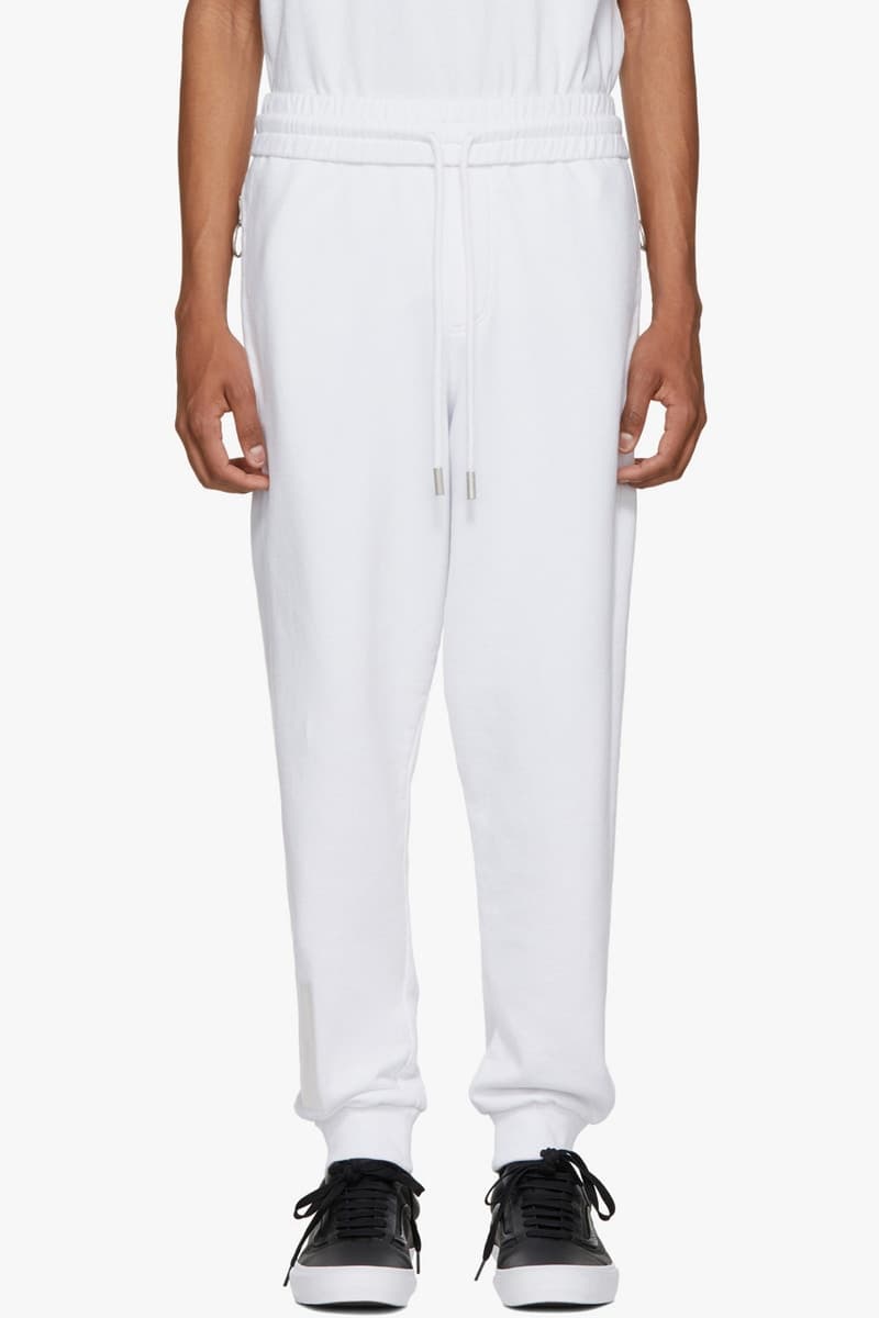 Off-White™ の新作 “Firetape” アイテムが続々登場