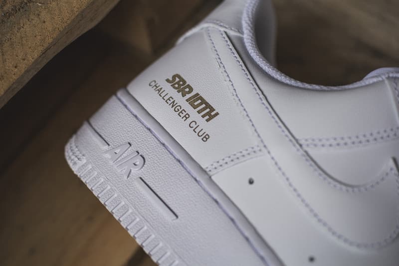 Nike x SneakersBR がそれぞれの記念の年を祝しスペシャルな Air Force 1 Low セットを製作 ナイキ スニーカーズ ブラジル AF1 ホワイト セット シューレース ジッパー デュブレ