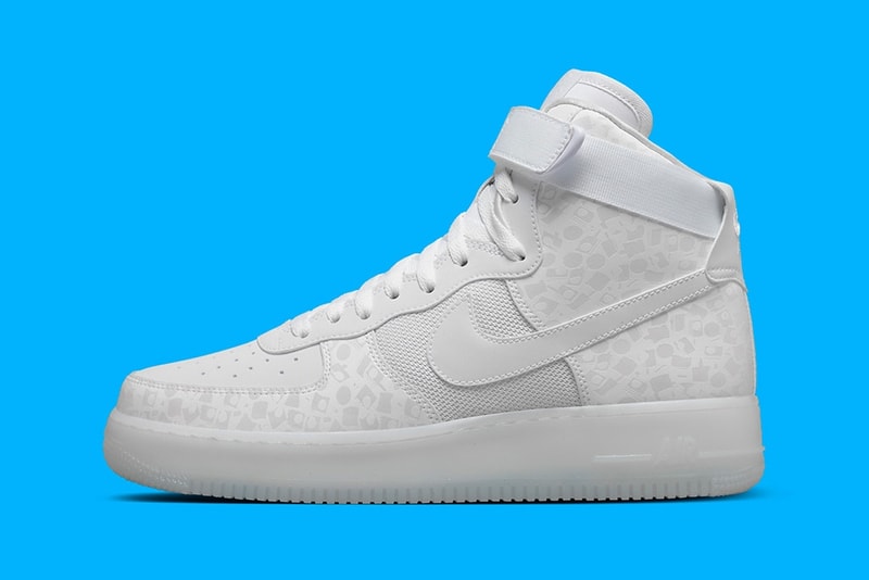 遂にグラフィック界の巨匠 Stash x Nike によるコラボ Air Force 1 の全貌が明らかに 〈Nike〉のオフィシャルサイトに公開され、数時間で削除されたのはただの間違いなのか？
