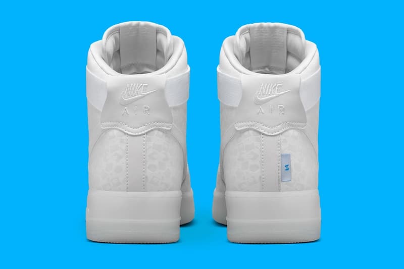 遂にグラフィック界の巨匠 Stash x Nike によるコラボ Air Force 1 の全貌が明らかに 〈Nike〉のオフィシャルサイトに公開され、数時間で削除されたのはただの間違いなのか?
