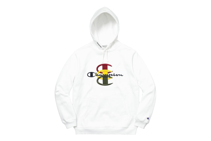 Supreme 2017年秋冬 WEEK12 では Champion と Everlast のコラボアイテムも登場  〈Champion〉からはCロゴを重ねた定番アパレル、〈Everlast〉からはボクシングローブとフィットネスマットがリリース