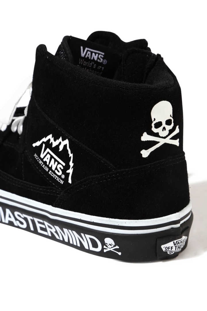 Vans × mastermind JAPAN Mt.Edition がオンラインでゲリラリリース 先日ベールを脱いだスエードモデルをブラック/ホワイトでメイクオーバーした本間正章らしいヘヴィな一足 マスターマインド ヴァンズ マウンテンエディション スニーカー コラボレーション コラボ HYPEBEAST ハイプビースト
