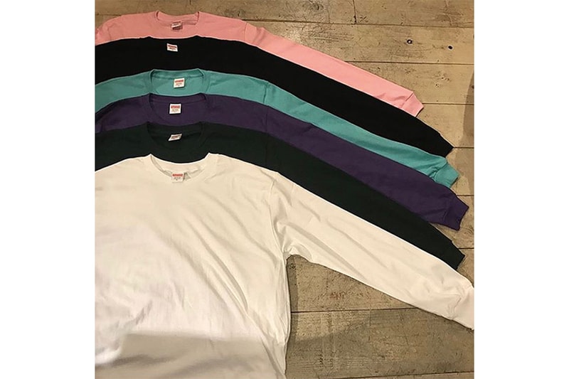 東京の古着屋 What'z up Harajuku に Supreme の無地Tシャツが大量入荷 プリントが施される前のオリジナルボディを国内で購入するまたとないチャンスが到来