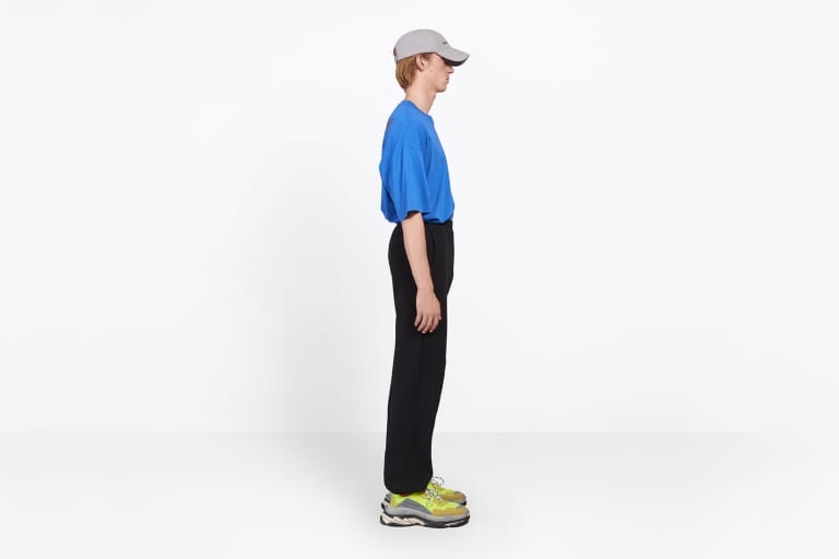 突如として Balenciaga のウェブサイトに現れた新色＆新型 Triple S をチェック