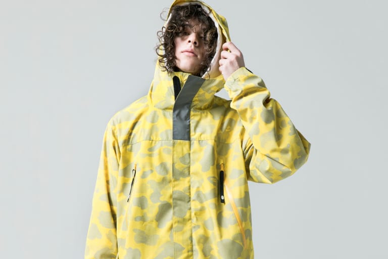 BAPE®︎ よりグラフィカルなシグネチャーモチーフに焦点を当てた2018年春夏ルックブックが到着