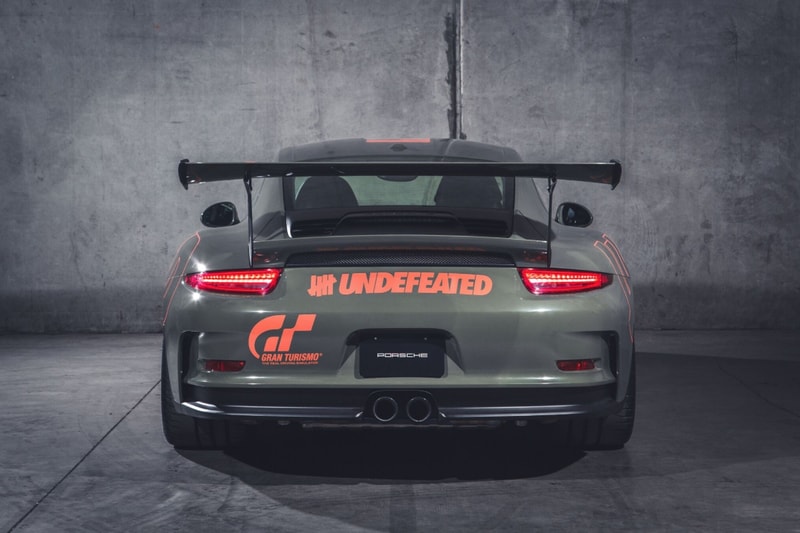 Mercedes-AMG GT S、Porsche 911 GT3 R、McLaren 650Sといった男の憧れにストリートマインドを色濃く落とし込む