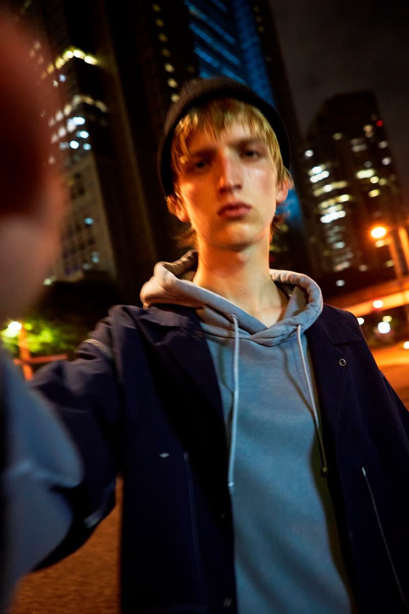 bukht より古典的なウェアを現代的に昇華させた2018年春夏ルックブックが到着 残像や赤みでクラシックファッションが栄えた時代の熱量を再現 GARDEN ガーデン O オー bukht ブフト エスニック トレンチコート ダブルブレストジャケット チャイナシャツ ショーツ デニムパンツ HYPEBEAST ハイプビースト