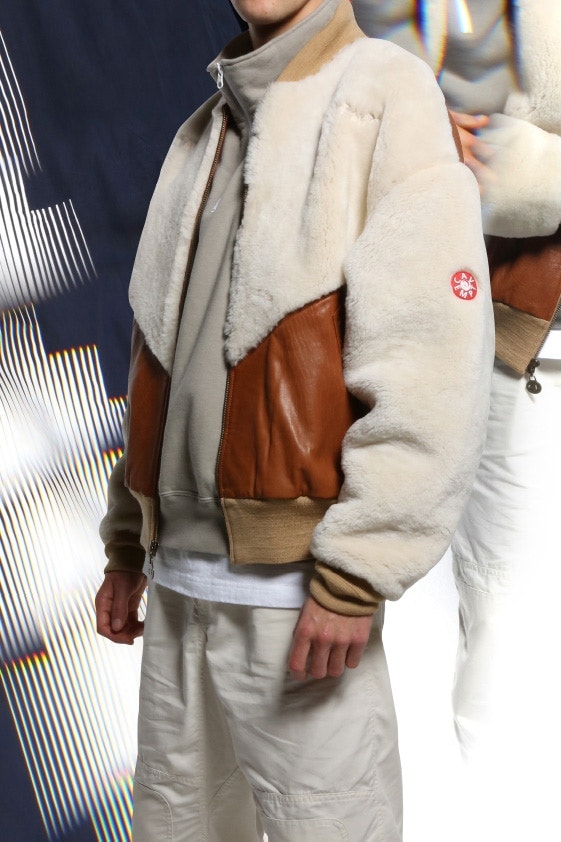 素材使いやカラーパレットのバリエーション豊富な Cav Empt 2018年春夏コレクションのルックブックが登場 C.E CE シーイー ハイプ ビースト hypebeast