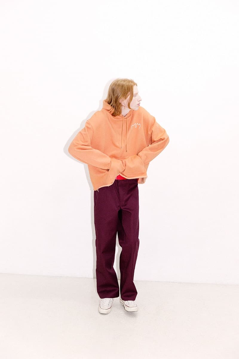 韓国ブランド ENZO BLUES の色鮮やかな最新ルックブック