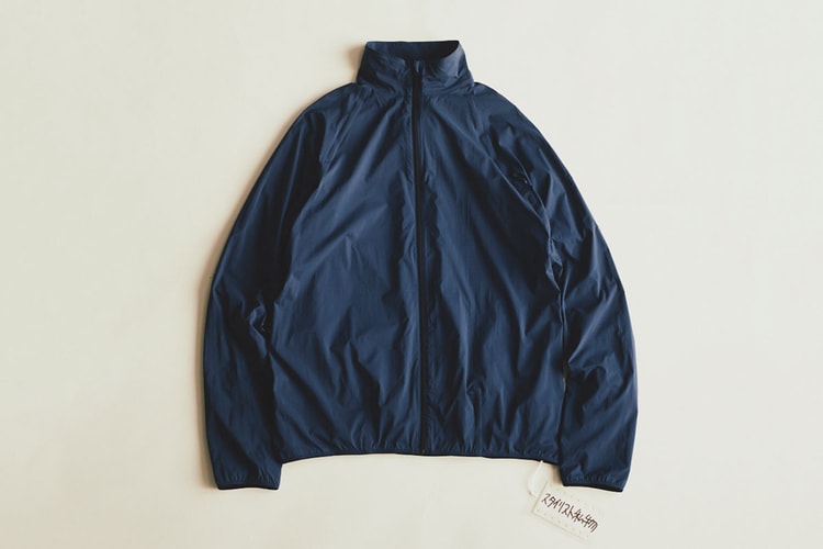 スタイリスト私物とGOLDWIN のパッカブルウィンドブレーカー