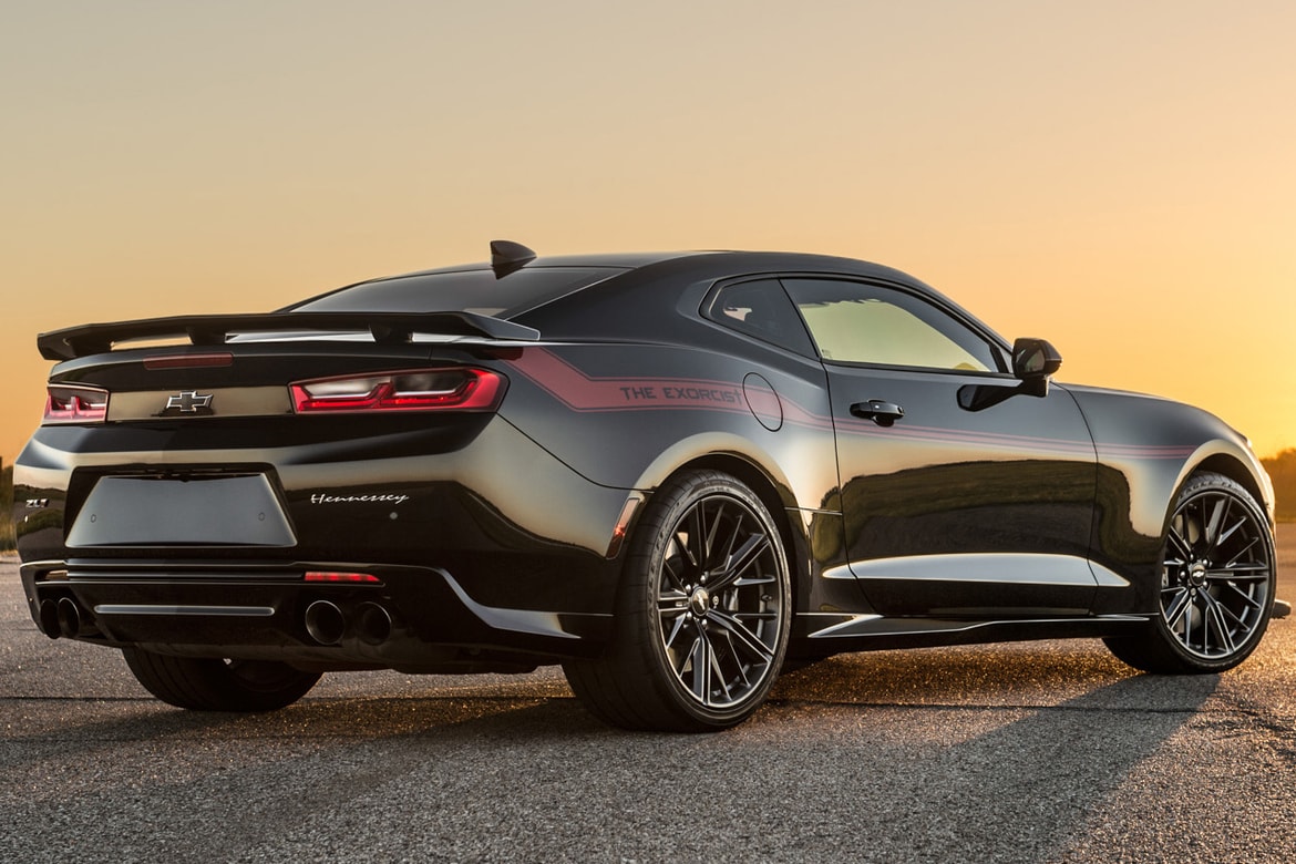 改造車界の猛者 ヘネシーがスポーツクーペの象徴 Camaro を1 000馬力にチューンアップ Hypebeast Jp 改造車界の猛者 ヘネシーがスポーツクーペの象徴 Camaro を1 000馬力にチューンアップ Hypebeast Jp