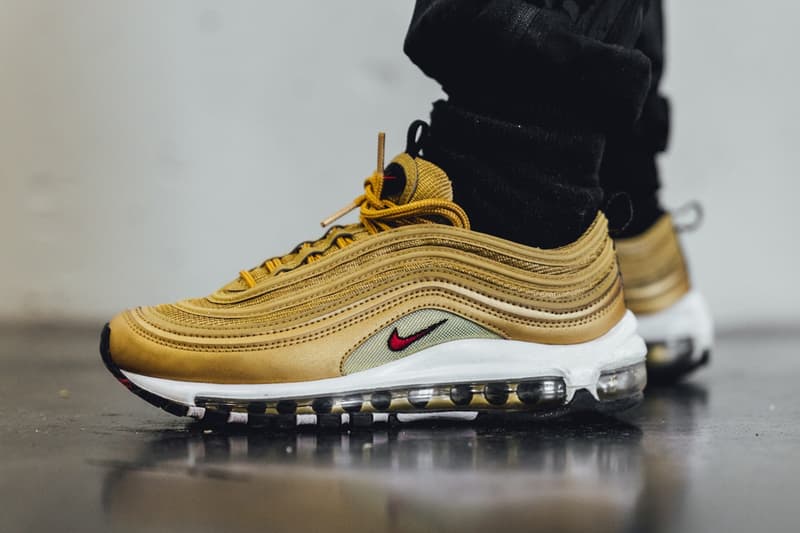 #OnFeet at NYC Sneaker Con 2017 〈ZARA〉による盗作疑惑で話題となった“あのモデル”も登場した“地球上最大のスニーカーショー”に潜入 Alexander Wang アレキサンダー・ワン adidas Originals アディダス オリジナルス Bball Lo Kanye West カニエ・ウェスト YEEZY BOOST Runner Nike Air Max Plus Aleali May アレイリ・メイ Air Jordan 1 HYPEBEAST HYPEBAE ハイプビースト