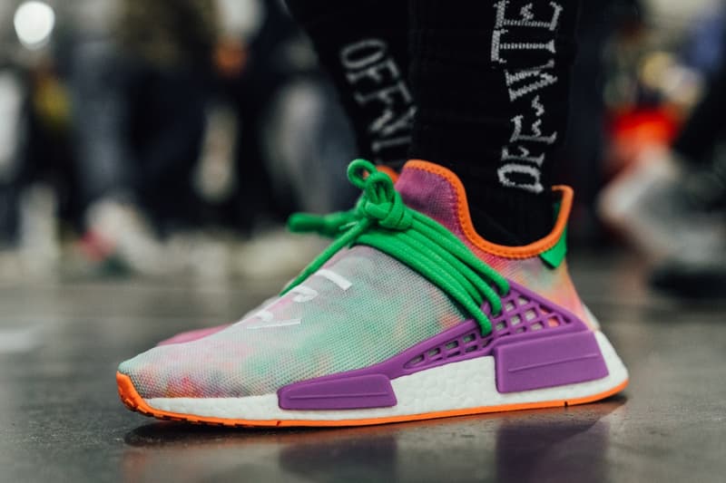 #OnFeet at NYC Sneaker Con 2017 〈ZARA〉による盗作疑惑で話題となった“あのモデル”も登場した“地球上最大のスニーカーショー”に潜入 Alexander Wang アレキサンダー・ワン adidas Originals アディダス オリジナルス Bball Lo Kanye West カニエ・ウェスト YEEZY BOOST Runner Nike Air Max Plus Aleali May アレイリ・メイ Air Jordan 1 HYPEBEAST HYPEBAE ハイプビースト