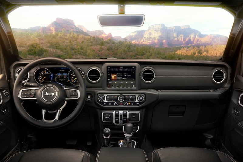オフロード車の最高峰 Jeep Wrangler がフルモデルチェンジで登場 昔ながらのフォルムは維持しながらも随所に今の空気感を感じる名車をご覧あれ ロサンゼルスオートショー