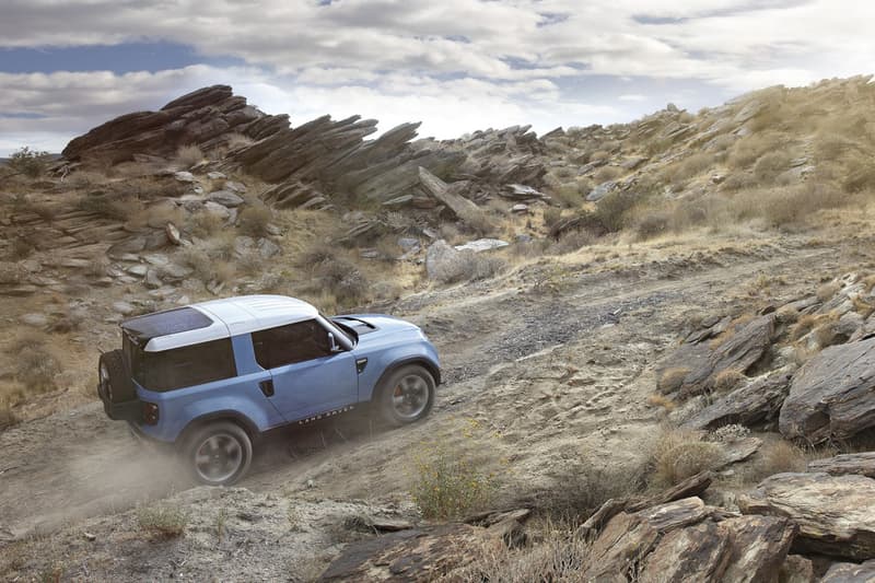 2011年の白紙から8年の時を経て新型ランドローバー・ディフェンダーが発売へ 「Land Rover」の技術の結晶として、オフロード界最高/最強のディフェンダーが誕生する予感 レンジローバー