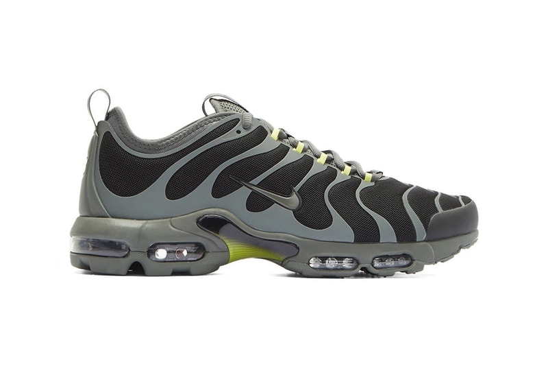 Nike より足元にちょっぴり野暮ったさを醸す新作 Air Max Plus が登場 アウトドア要素さえ感じるグリーンの差し色が特出すべきポイント Air Max Plus TN Ultra アニバーサリーイヤー HYPEBEAST ハイプビースト