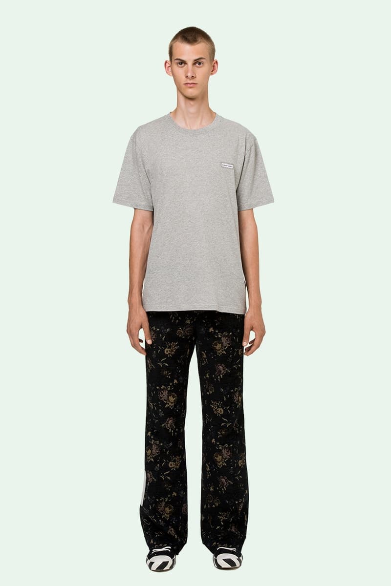 Off-White™️ よりおよそ55,000円の超高級3パックTシャツが登場 〈Prada〉や〈Maison Margiela〉よりもお高いそのTシャツのデザインとは? オフホワイト Virgil Abloh